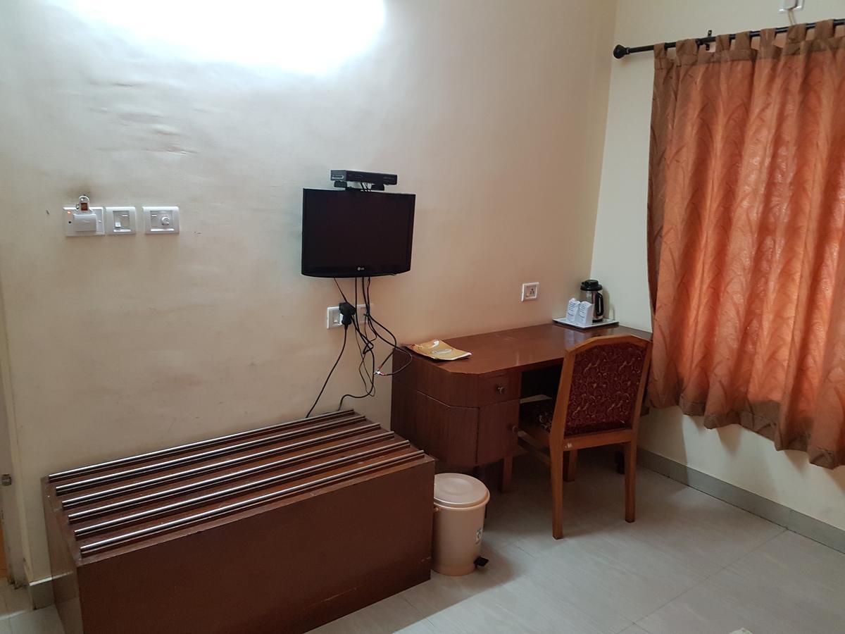 Hotel The Samrat Thiruvananthapuram Kültér fotó